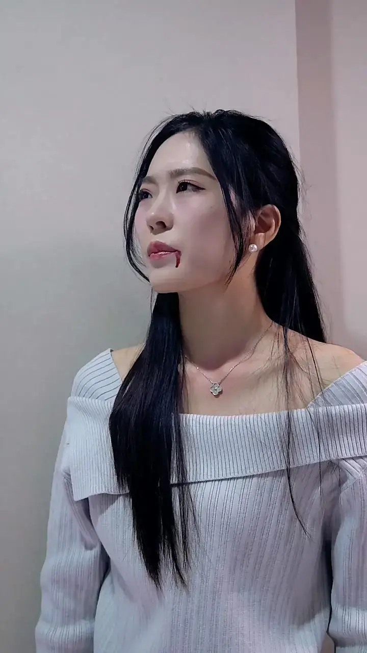 极品前妻的翻身逆袭：一场华丽的复仇与重生之旅